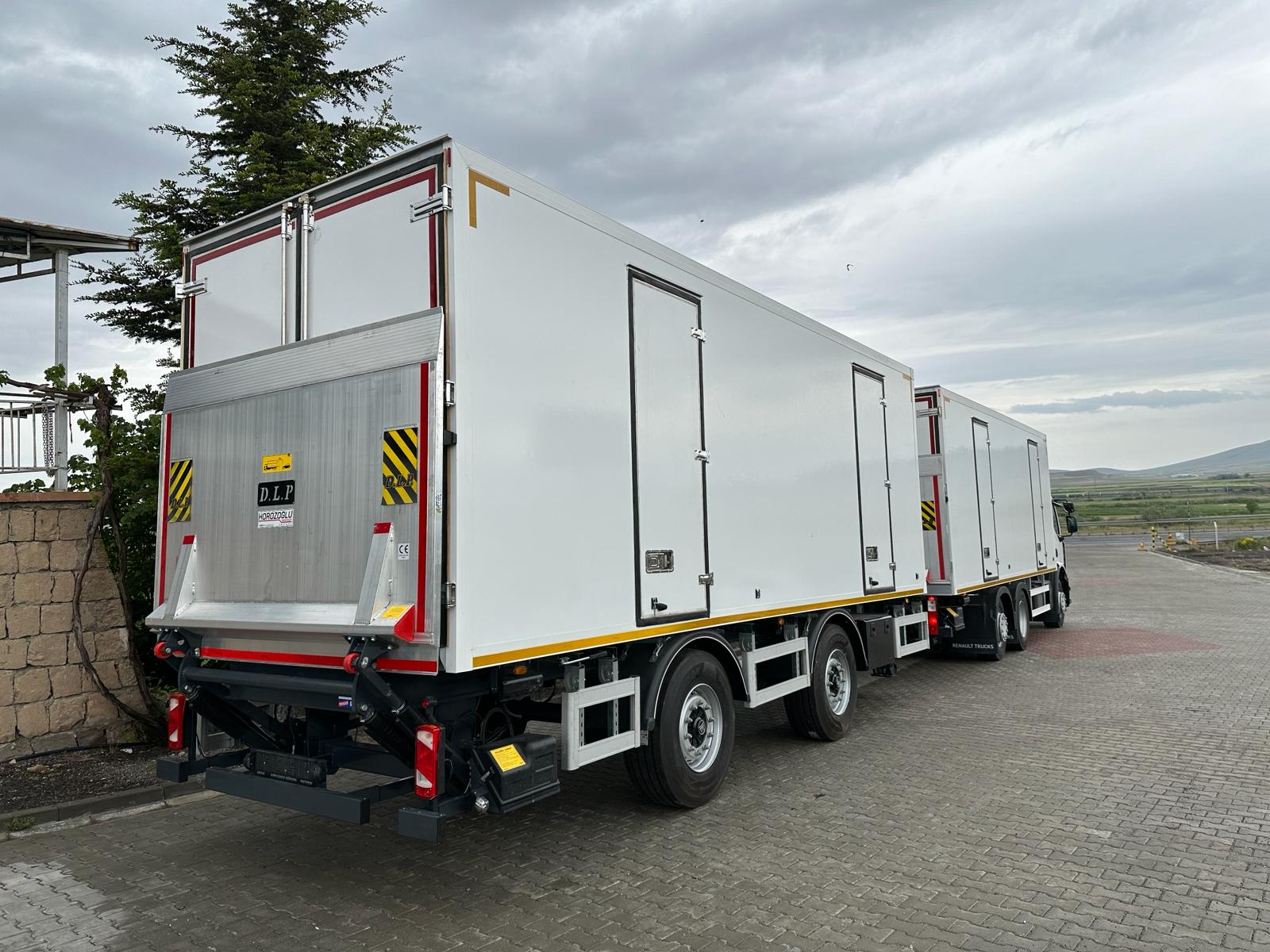 18000 kg 2-Axle Central Box Body Trailer (Dry Cargo, WABCO EBS, CTP Body)