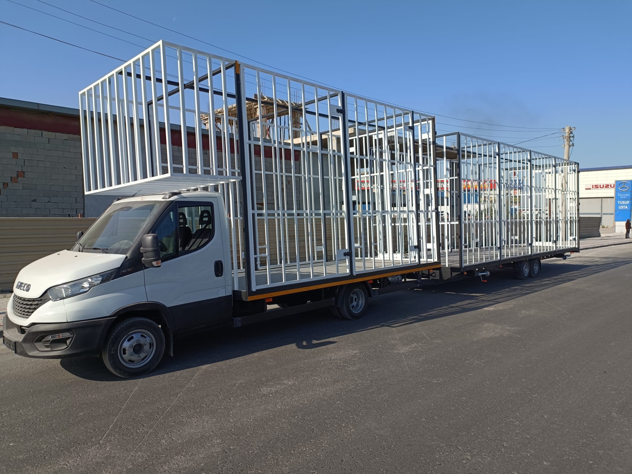 3500 kg Double Axle Profile Box Trailer